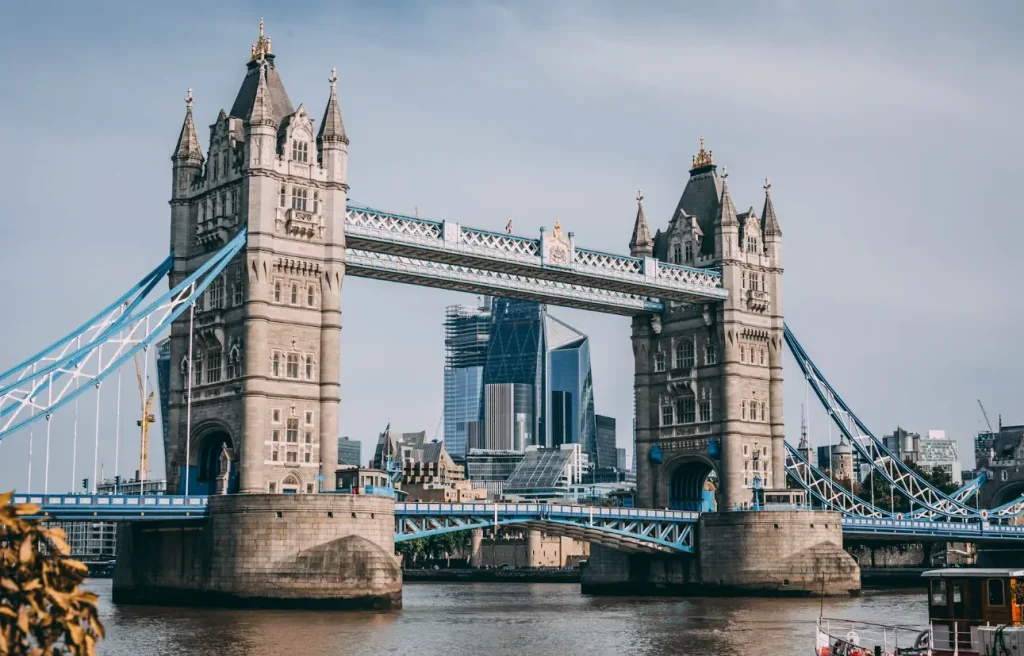 Payroll services in the United Kingdom – Virtani supports international companies expanding to the UK